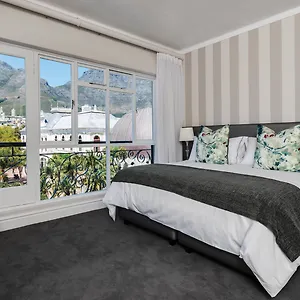 https://cape-town-hollow-boutique-hotel.hotels-capetown.com